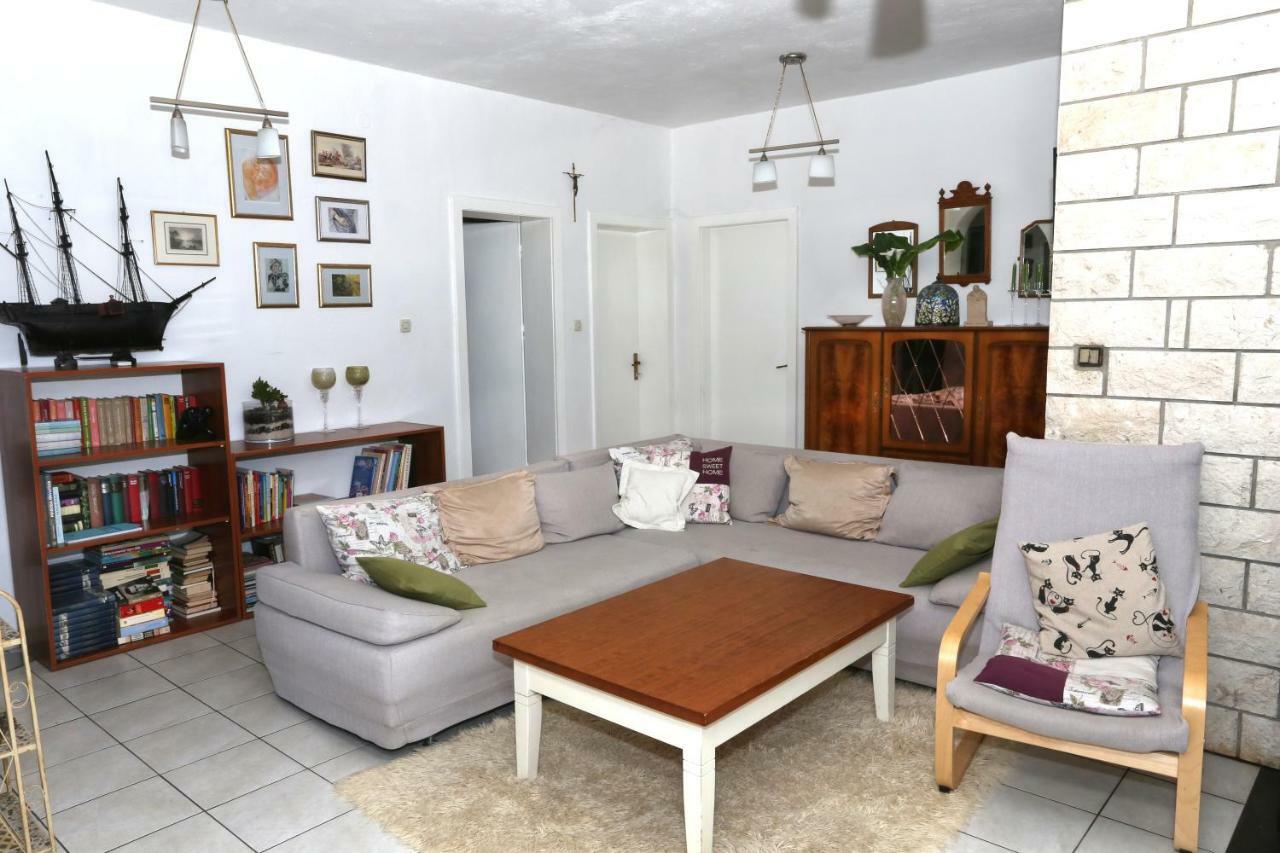 Apartments Rose Kaštela 外观 照片