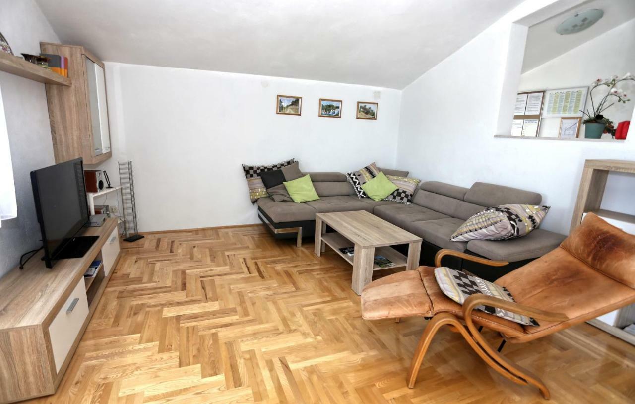 Apartments Rose Kaštela 外观 照片